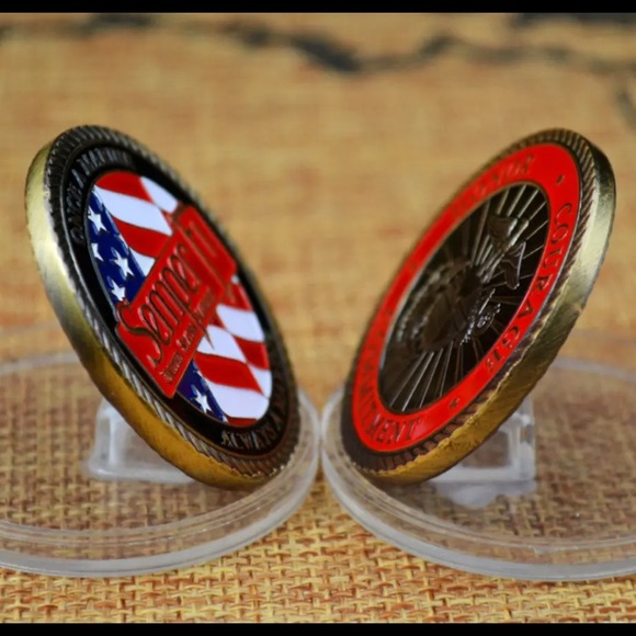 💐 Marine Corps Challenge Coin Red, White, and Blue, Semper Fi - Picture 4 of 4